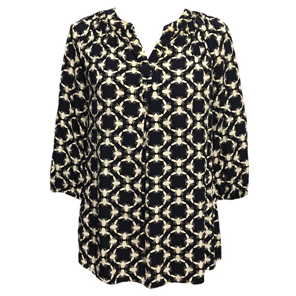 Crown & Ivy Tops - Crown & Ivy Navy Top with Cute Bee Print!  Medium